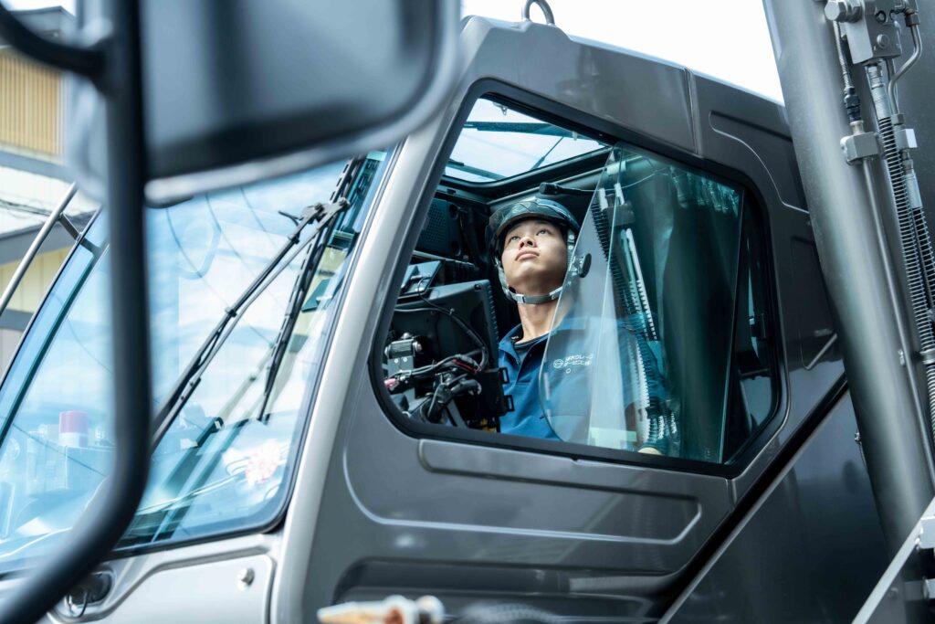 清水クレーンサービス